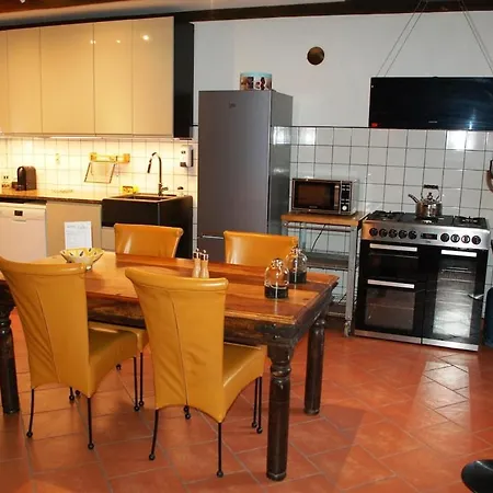 Prázdninový dům Le Trianon, Verbouwde Authentieke Voormalige Boerderij