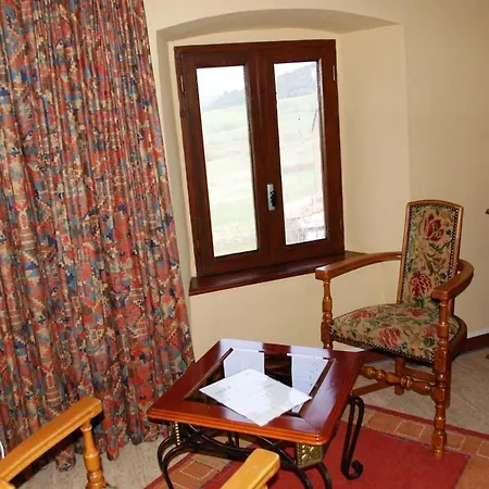 Le Trianon, Verbouwde Authentieke Voormalige Boerderij